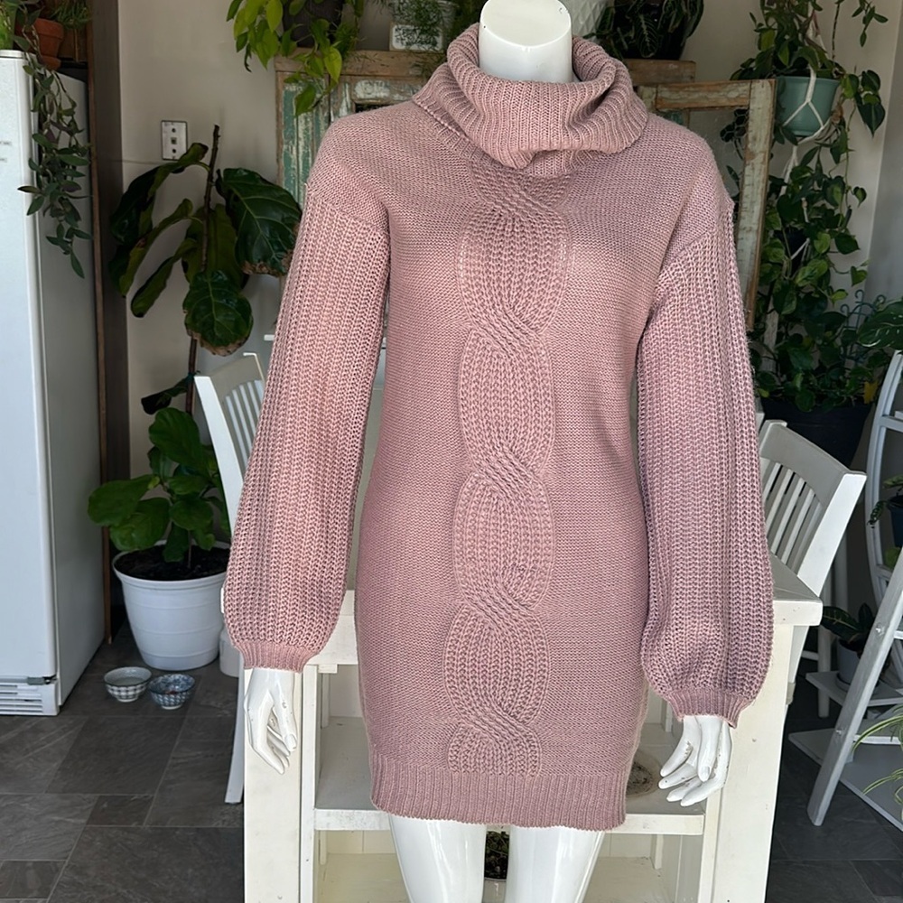 Moral fibre sweater cable knit dress L NWT dusty rose with balloon sleeves